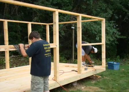 Как сделать маленький деревянный домик