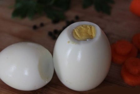 Как сделать снеговики из яиц