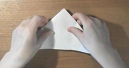Надувной шарик из бумаги