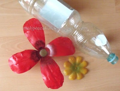 сделать цветок из пластиковой бутылки